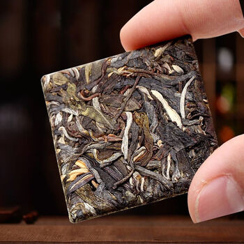 吉匠云南临沧生普洱茶生茶散茶小薄片小方砖茶叶春茶方便携带高档酒店