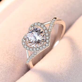 khskd色莫桑石钻戒女一克拉心形钻石戒指情侣豪华求婚结婚送女友 莫桑