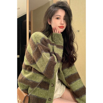 斯灵顿绿色条纹浣熊绒毛衣外套女早秋宽松慵懒风设计感小众针织开衫