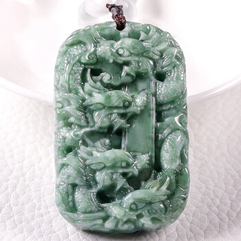 墨韵翡翠玉龙牌吊坠豆青种九龙护主生肖龙玉石男女项链玉坠九龙护主