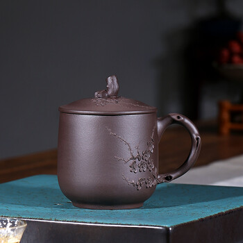 原矿紫泥《梅花赞杯》助理工艺美术师 吴俊