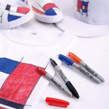 锐意(Sharpie)细头马克笔油性防水防褪色速干耐用记号笔商务办公标记进口3黑1红4支装美术写生水彩笔 锐意(Sharpie)细头马克笔油性防水防褪色速干耐用记号笔商务办公标记进口3黑1红4支装美术写生水彩笔