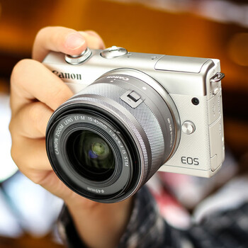 佳能(canon)m200 m100套机 数码摄影 入门级美颜高清数码 微单相机 港