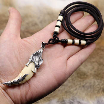 韩莹(koreing) 包银狼牙男士项链 真牙藏獒牙吊坠 银牙套黑狗牙原创