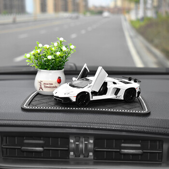 适用于新款兰博跑车中控台内装饰车载香薰水摆件男女士高档网红汽车