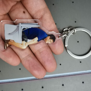 李飞周边内娱顶流时代峰峻周边摇摇乐坐马桶上的李飞立牌钥匙扣钥匙扣