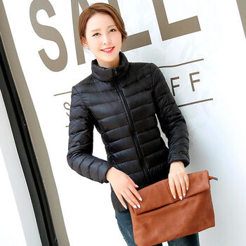 雅鹿秋冬新款时尚轻薄羽绒服女韩版修身防寒服短款立领保暖羽绒服黑色