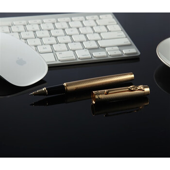 毕加索(pimio)签字笔 商务礼品宝珠笔 成人签名笔 毕业礼物 男0.5mm亚维侬系列933金色刻花 毕加索(pimio)签字笔 商务礼品宝珠笔 成人签名笔 毕业礼物 男0.5mm亚维侬系列933金色刻花