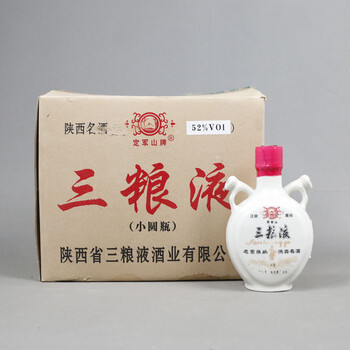 三粮液 约04-06年 高度 375ml 8瓶【73】(白酒收藏)