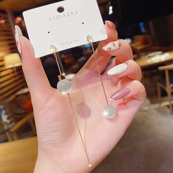 韩生生韩国银耳环耳钉猫眼石女气质网红时尚长款流苏感白色