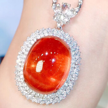 俊新珠宝 收藏级天然精品芬达石宝石吊坠女款 18k金镶嵌62克拉芬达