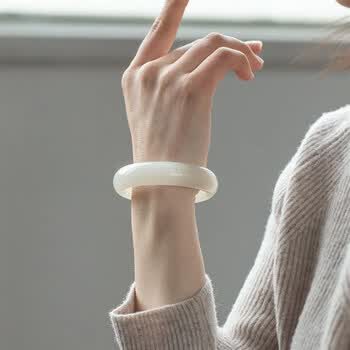 易翠阁羊脂白玉手镯女款扁条宽版金丝玉镯新疆玉镯子贵妃镯送女友送