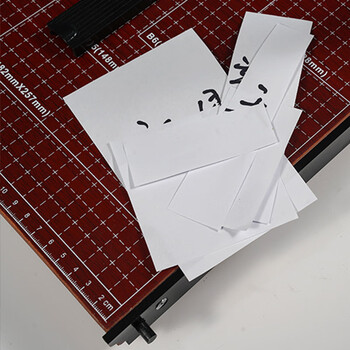 天章办公(TANGO)木质切纸刀A4裁纸机切纸机带标尺钢质防滑省力A4 B5 A5 B6 B7通用尺寸:300mm*250mm 天章办公(TANGO)木质切纸刀A4裁纸机切纸机带标尺钢质防滑省力A4 B5 A5 B6 B7通用尺寸:300mm*250mm