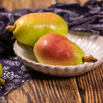 采缇  大连线梨水果新鲜当季香蕉梨国产青啤梨坏果包赔 5斤 小果 3两