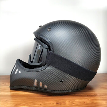 西班牙nzi头盔摩托车赛车全盔男女情侣四季通用运动头盔跑车盔机车摩