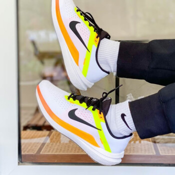 耐克（NIKE）男鞋2024新款ZOOM WINFLO 10运动休闲鞋轻便缓震气垫跑步鞋DV4022 DV4022-101全掌气垫/WINFLO10 42.5