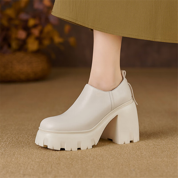 畏又轻奢坡跟粗跟单鞋女圆头松糕鞋2023新款秋季小个子白色超高跟皮鞋
