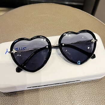 亿普诺韩版儿童爱心眼镜潮时尚女童宝宝墨镜可爱小蜜蜂女孩太阳镜凹