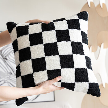 艾薇抱枕沙发靠垫汽车靠枕床上靠背垫抱枕套含抱枕芯45*45棋盘格黑