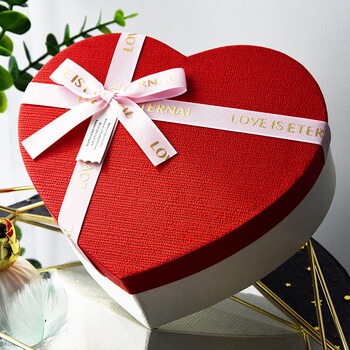礼品盒爱心形小号七夕情人节口红香水化妆品礼物包装盒子心形礼盒大红