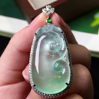 玉佳佳翡翠高冰如意吊坠缅甸a货翡翠送礼送妈妈送女友生日礼物女款