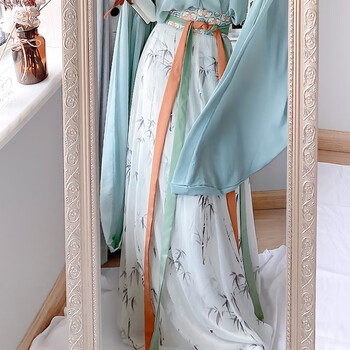 粉易【竹音】古装春秋夏汉服女南北朝大袖儒一片式穿孔破裙显瘦日常