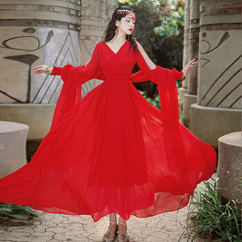 沙漠红裙旅游裙三亚海边飘逸大红色连衣裙旅游长裙沙漠拍照衣服度假