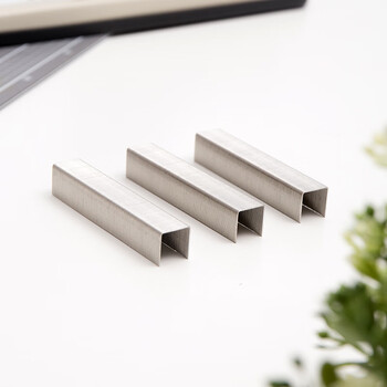 得力（deli）23/13不锈钢厚层订书钉/订书针 1000枚 单盒装 适用重要文件装订 防锈不怕潮 可订100页 0213 