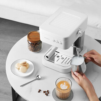 柏翠（petrus）意式压力咖啡机 智能自动萃取 NTC智能控温 小型家用办公室蒸汽打奶泡冰饮咖啡壶 PE2170 海盐白