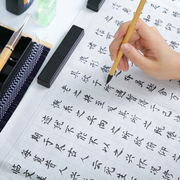 吴竹(KURETAKE)书法国画笔墨纸砚套装 镇纸笔帘 练字限量套装GC670-888 吴竹(KURETAKE)书法国画笔墨纸砚套装 镇纸笔帘 练字限量套装GC670-888