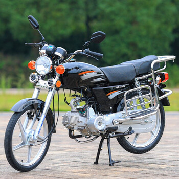 摩托车可上牌到乡镇黑国4电喷双狮110发动机有发票可上牌摩托车全款