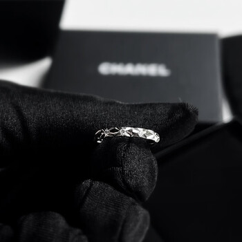 【クールで可愛い♡】 CHANEL リング すぐ届く！シンプルで可愛い♡】シャネル 指輪 ゴールド (CHANEL
