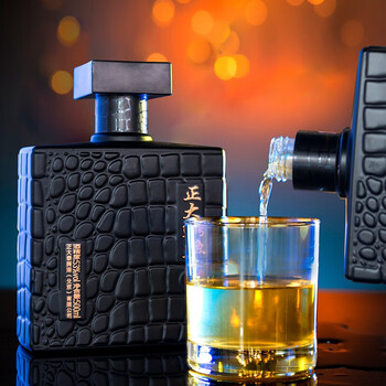 正大鳄鱼复合胆酒养生补酒白酒粮食基酒聚会高端送礼宴请收藏53度500