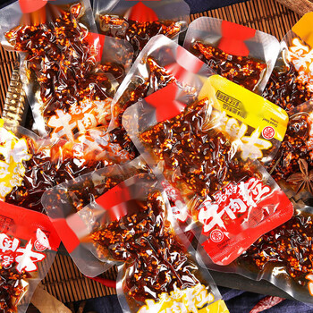 双汇 老妈牛肉辣条碳烤素牛肉粒素食面筋浩皓儿时小吃零食 炭烤烧烤味