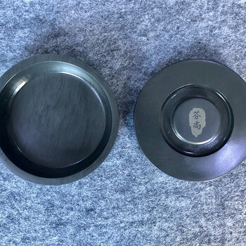 芬尚wf-yt-146 文房四宝之砚台 5寸新元池砚 水波纹眉纹带盖砚台 盛墨久贮不干研墨下墨快 芬尚wf-yt-146 文房四宝之砚台 5寸新元池砚 水波纹眉纹带盖砚台 盛墨久贮不干研墨下墨快