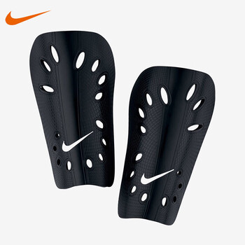 耐克（NIKE）成人足球装备护板插板比赛训练护腿板  SP0040-009 M