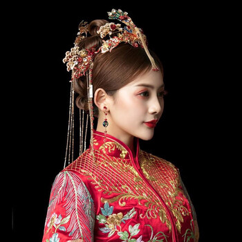 奢曼蒂古风头饰发冠仙气造型秀禾中式凤冠流苏发饰新娘步摇秀禾服大气