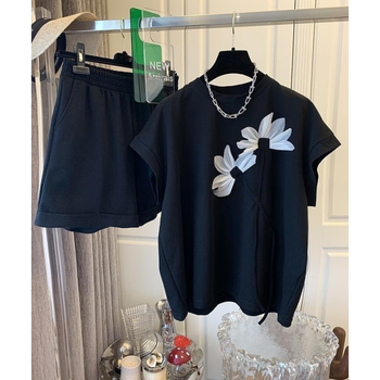 萧筝短袖ins潮流小众女双生花流苏短袖t恤上衣女短裤子两装宽松休黑色