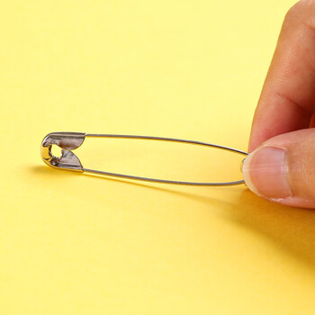 递乐 55mm银色大号别针80枚/筒儿童安全床单被套简易别针扣针固定衣服保险小曲别针回形针 2235 递乐 55mm银色大号别针80枚/筒儿童安全床单被套简易别针扣针固定衣服保险小曲别针回形针 2235