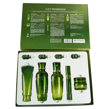 优资莱(uzero) 绿茶籽弹润滋养悦享礼盒套装节日礼物 1套