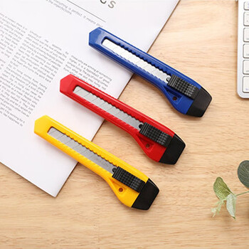 晨光（M&G） 美工刀壁纸刀裁纸刀18mm推锁型手工刻刀金属小刀办公用品lgh学生文具 12把颜色随机ASSN2240