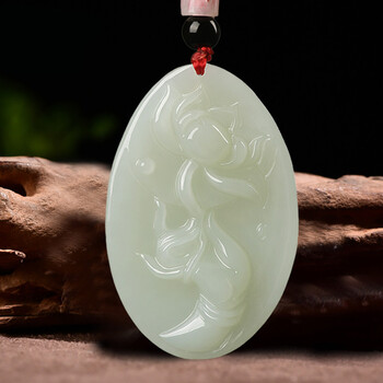玉吊坠手持莲花玉坠男女玉石挂件玉牌伸手来财玉佩 得心应手-款式二