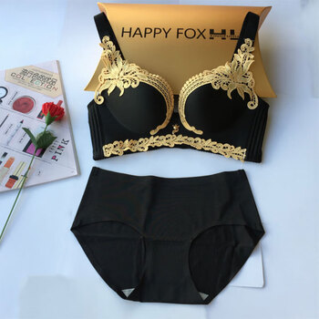 bmoi高品质火狐狸内衣香港火狐狸内衣官方幸福花文胸无钢圈聚拢加厚透