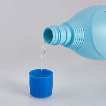 花王（KAO）漂白水600ml 原装进口 白色衣物强力去渍去异味 除菌漂白剂漂渍液