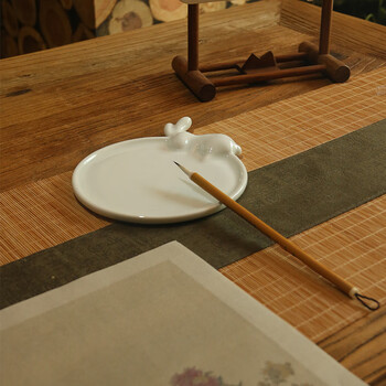 一海堂 文化  文房四宝 书法绘画国画工具一物多用墨汁调色盘砚台笔搁笔洗镇尺景德镇陶瓷 月兔调色盘