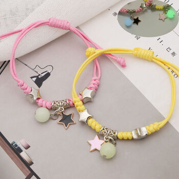 情侣手链夜光 夜光手链女学生闺蜜二人清新可爱发光手环情侣款百搭