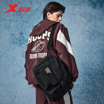 特步情侣男女学生大容量户外运动斜挎包 黑 均码 