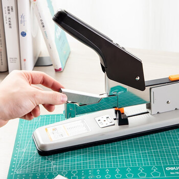 得力 大号订书机 加厚办公订书机 重型订书器 可订210页0399