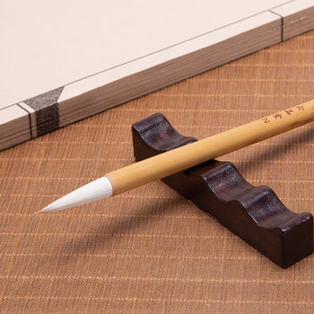 六品堂文房四宝书法国画用笔 湖州毛笔大中小楷狼羊兼毫湖笔 中楷热门商品 六品堂文房四宝书法国画用笔 湖州毛笔大中小楷狼羊兼毫湖笔 中楷热门商品