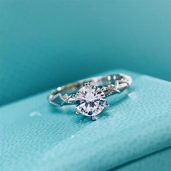 珉珉高档18白金莫桑钻石戒指复古宫廷1克拉钻戒经典六爪求婚订婚指环